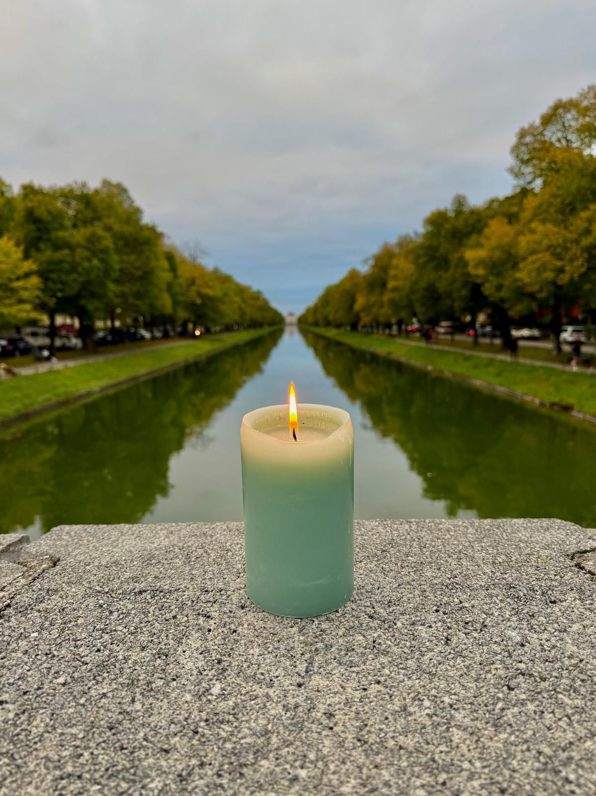 Candle lit by Charlotte, Marlene, Tati und Jörn Westhoff