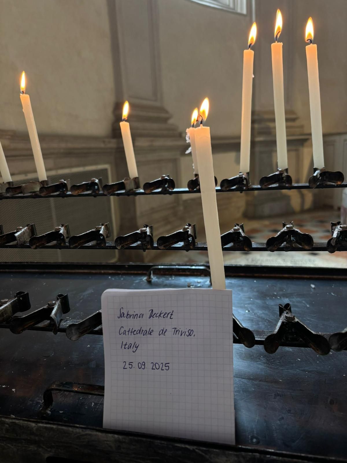 Candle lit by Sabrina Deckert