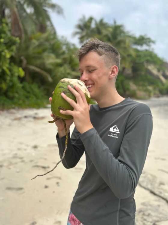 Sam and Paula a'Beckett